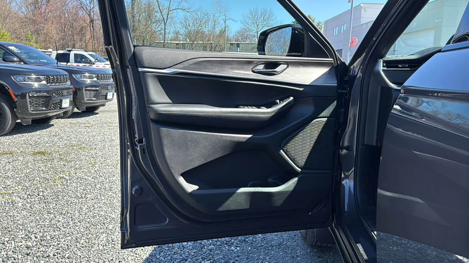 2026 Jeep Grand Cherokee L Laredo Altitude