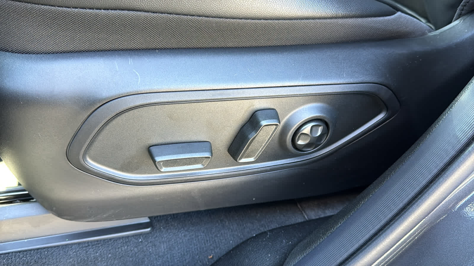 2026 Jeep Grand Cherokee L Laredo Altitude