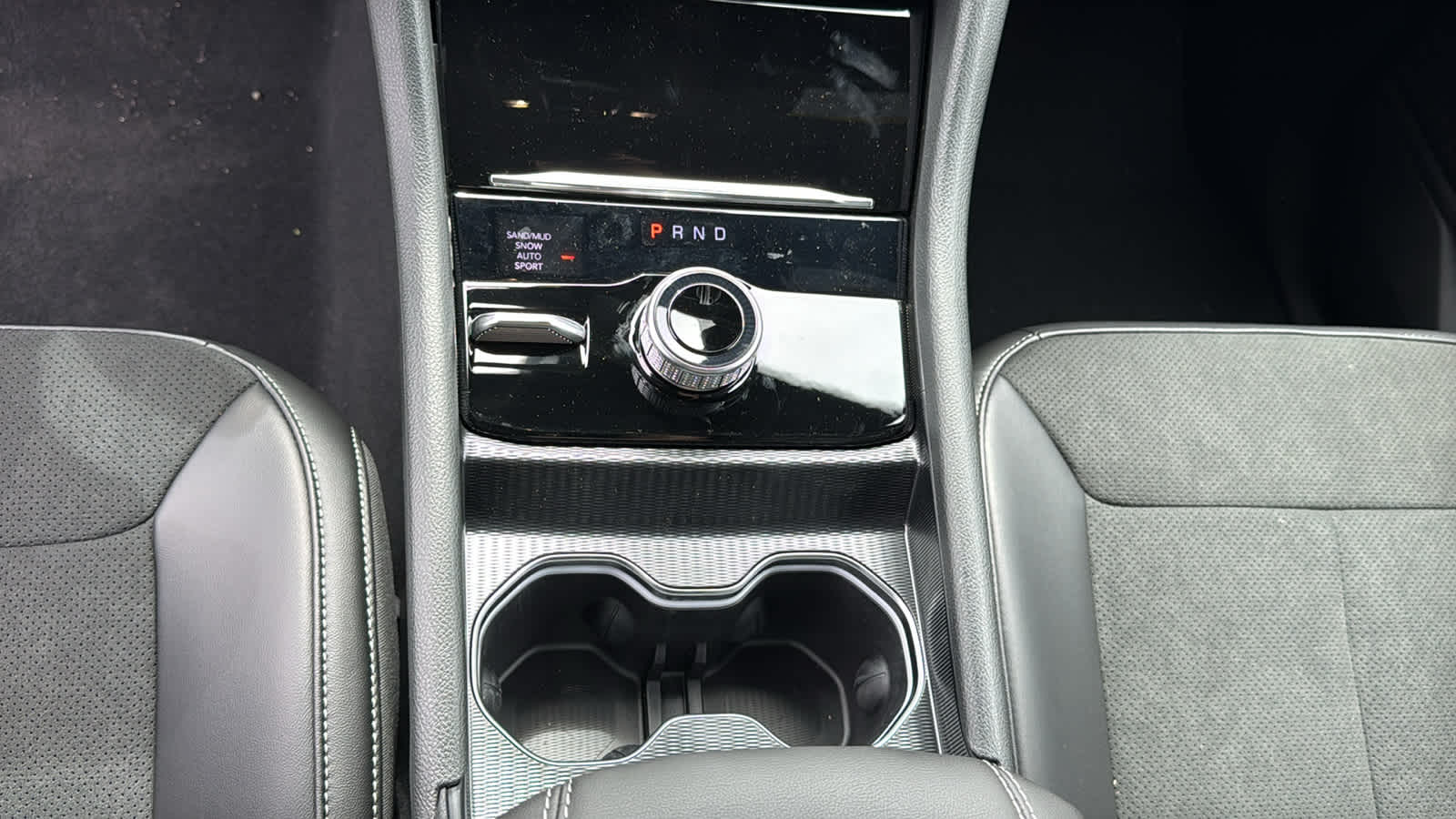 2026 Jeep Grand Cherokee L Laredo Altitude