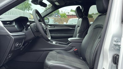 2026 Jeep Grand Cherokee L Laredo Altitude