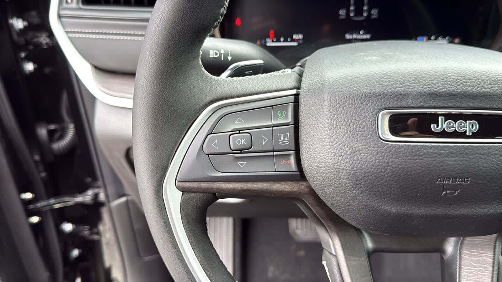 2026 Jeep Grand Cherokee L Laredo Altitude