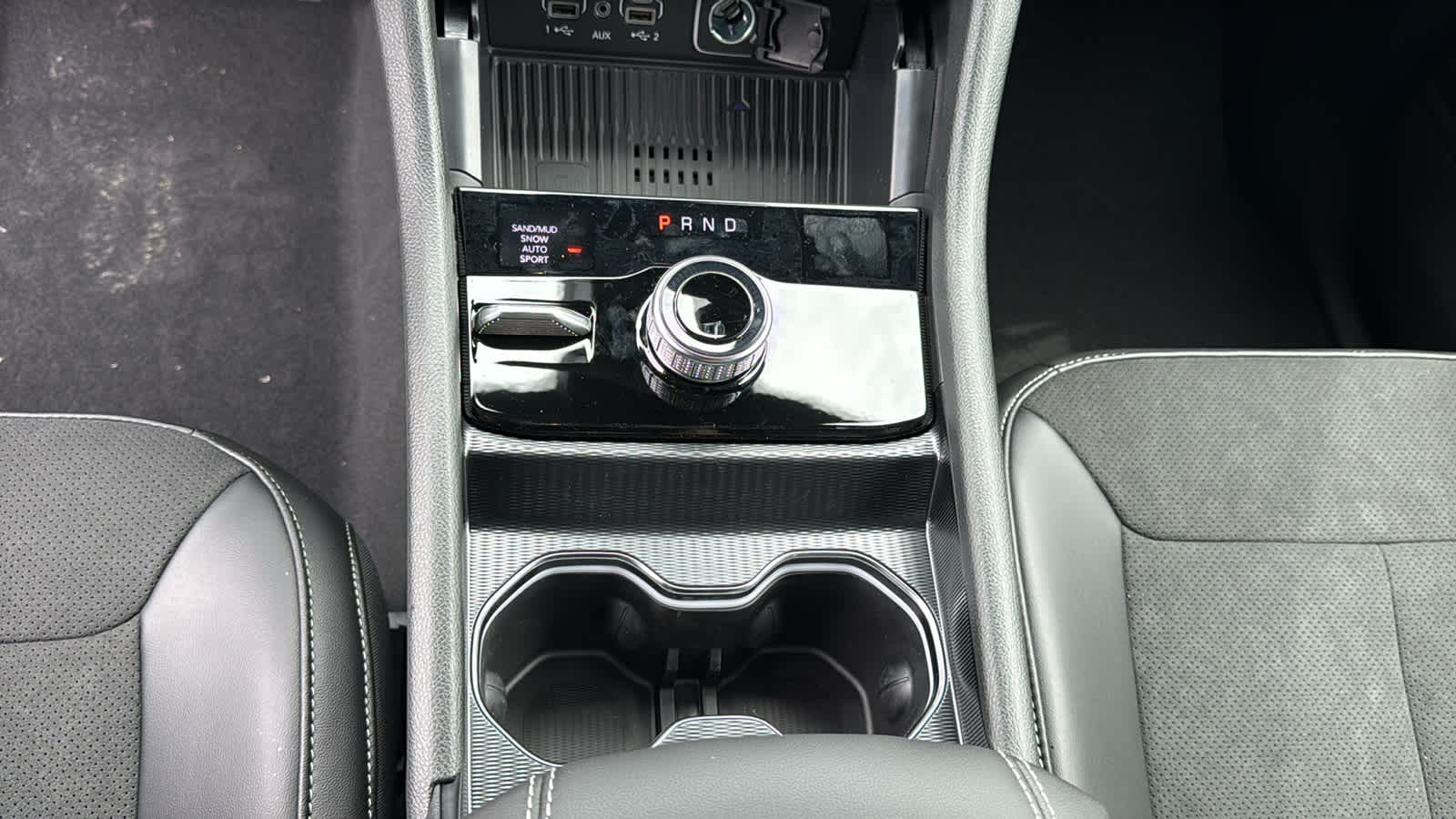 2026 Jeep Grand Cherokee L Laredo Altitude