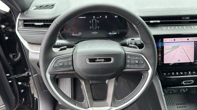 2026 Jeep Grand Cherokee L Laredo Altitude
