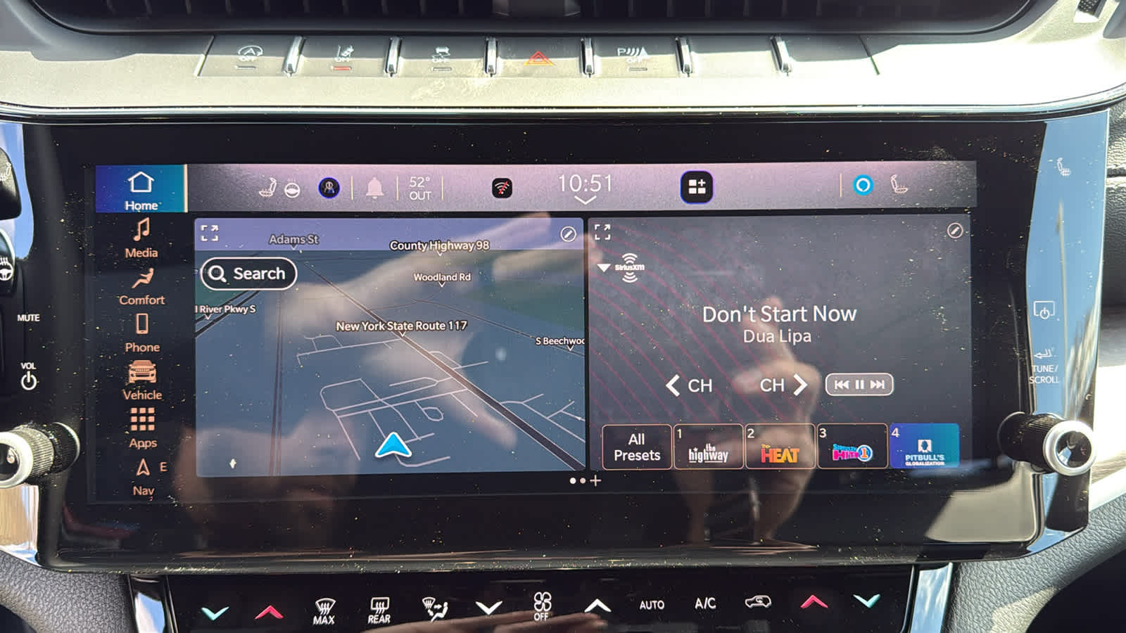 2026 Jeep Grand Cherokee L Laredo Altitude