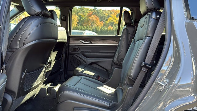 2027 Jeep Grand Cherokee L GRAND CHEROKEE L LIMITED 4X4