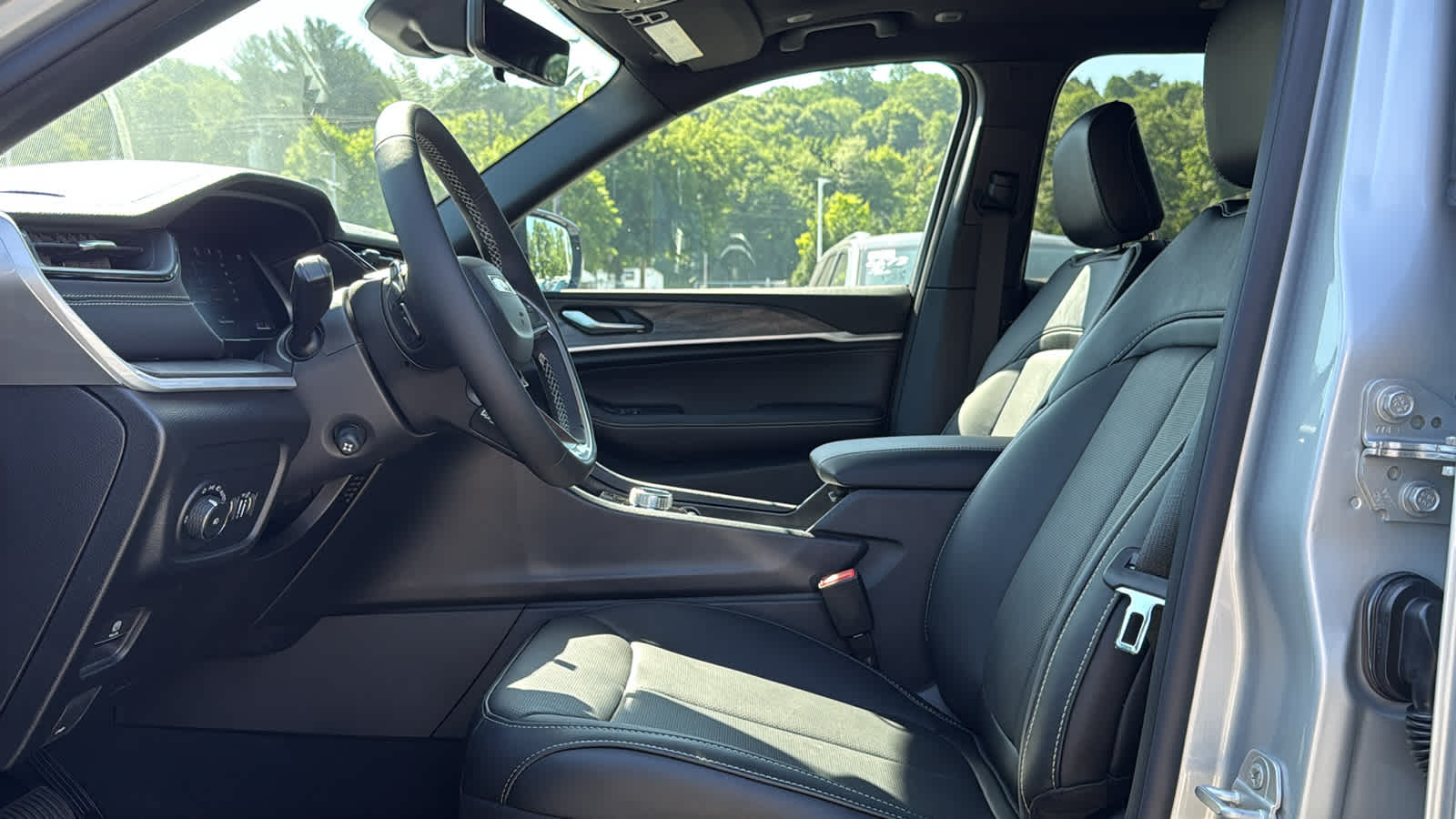 2026 Jeep Grand Cherokee L Limited Reserve