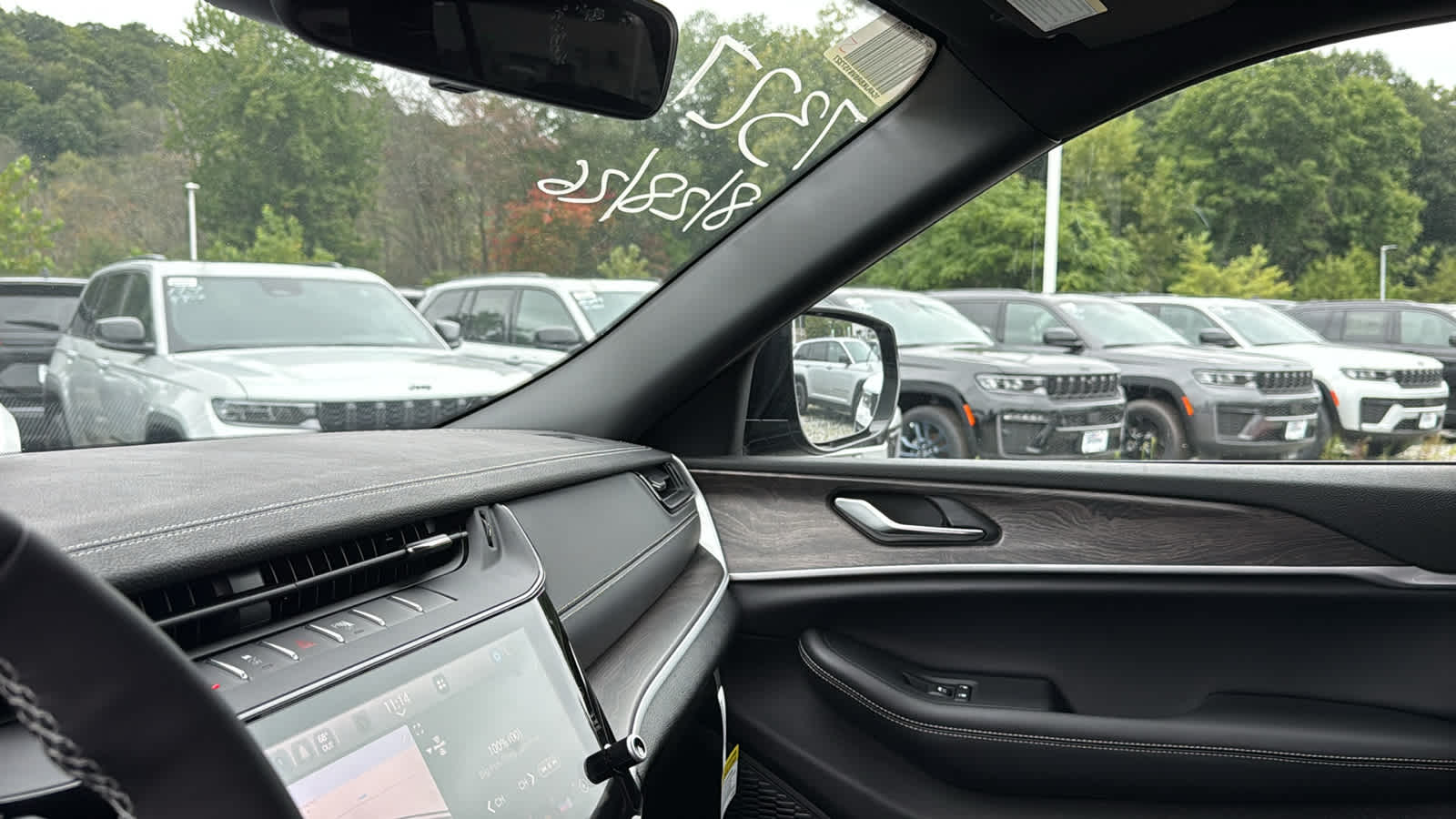 2027 Jeep Grand Cherokee L Limited