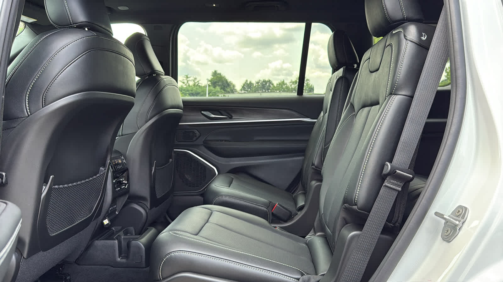 2026 Jeep Grand Cherokee L Limited Reserve