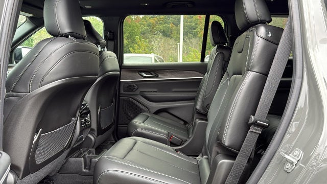 2027 Jeep Grand Cherokee L GRAND CHEROKEE L LIMITED 4X4