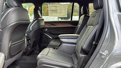 2027 Jeep Grand Cherokee L GRAND CHEROKEE L SUMMIT 4X4