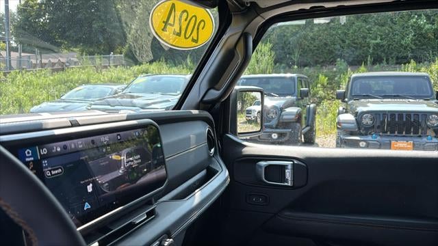 2024 Jeep Wrangler Sahara 4xe