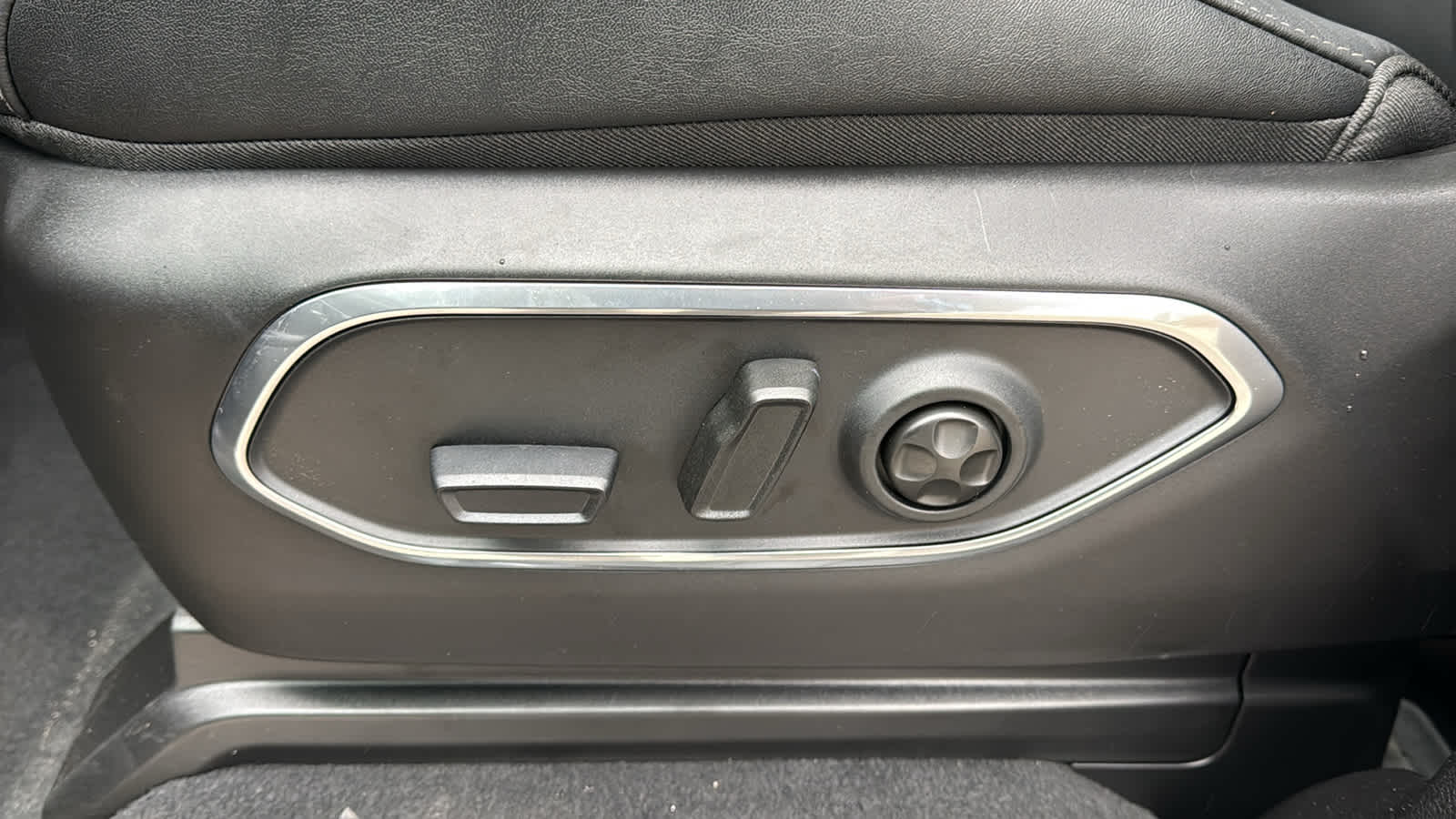 2026 Jeep Grand Wagoneer L Limited Altitude