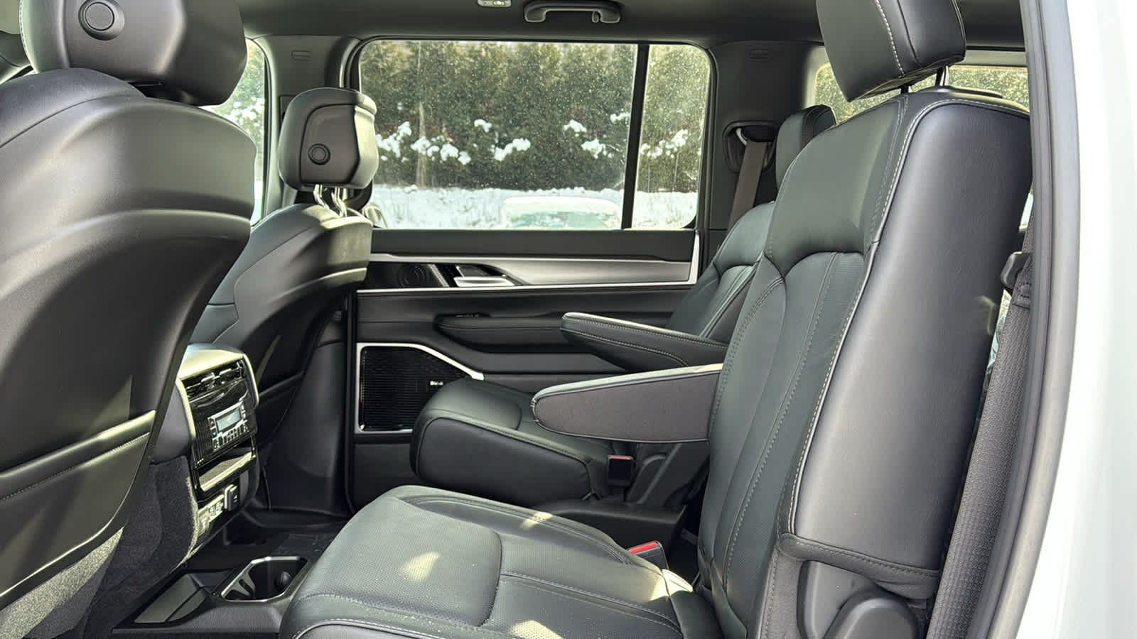 2026 Jeep Grand Wagoneer Limited Altitude