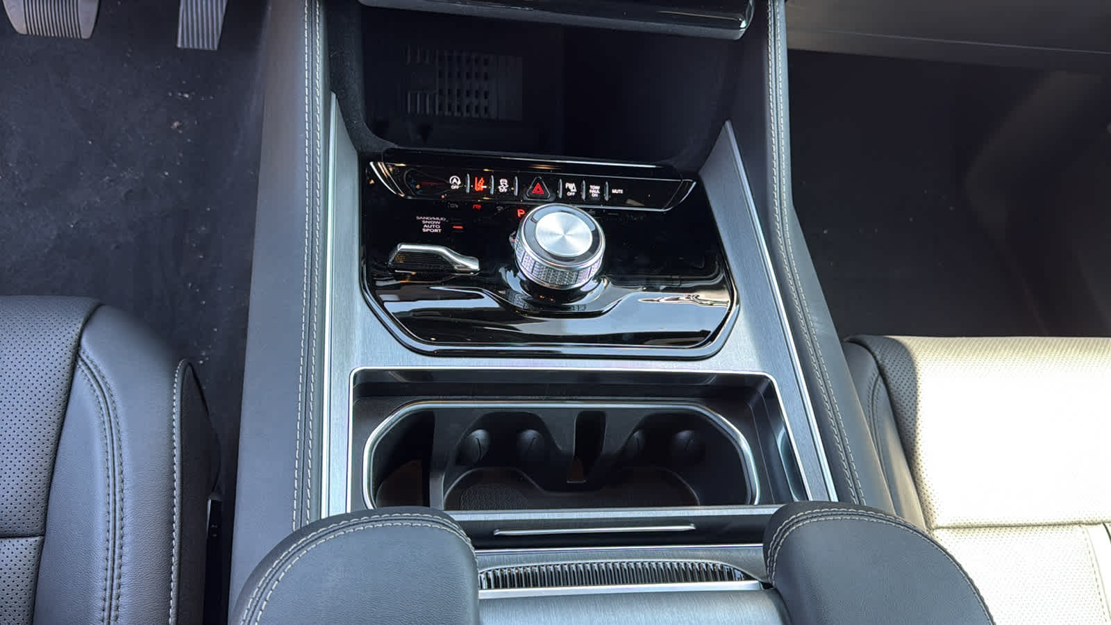 2026 Jeep Grand Wagoneer Limited Altitude