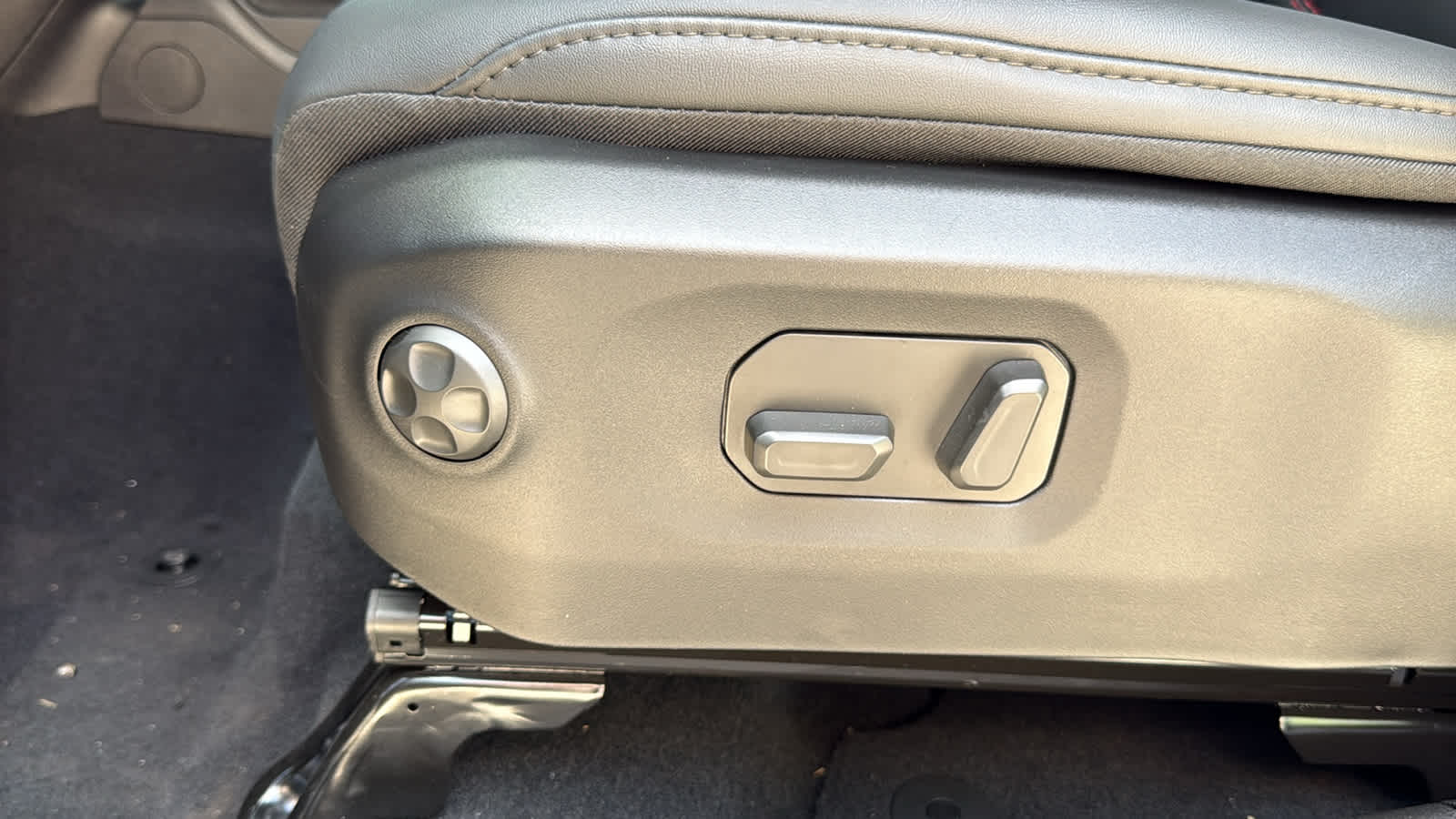 2026 Jeep Gladiator Shadow Ops