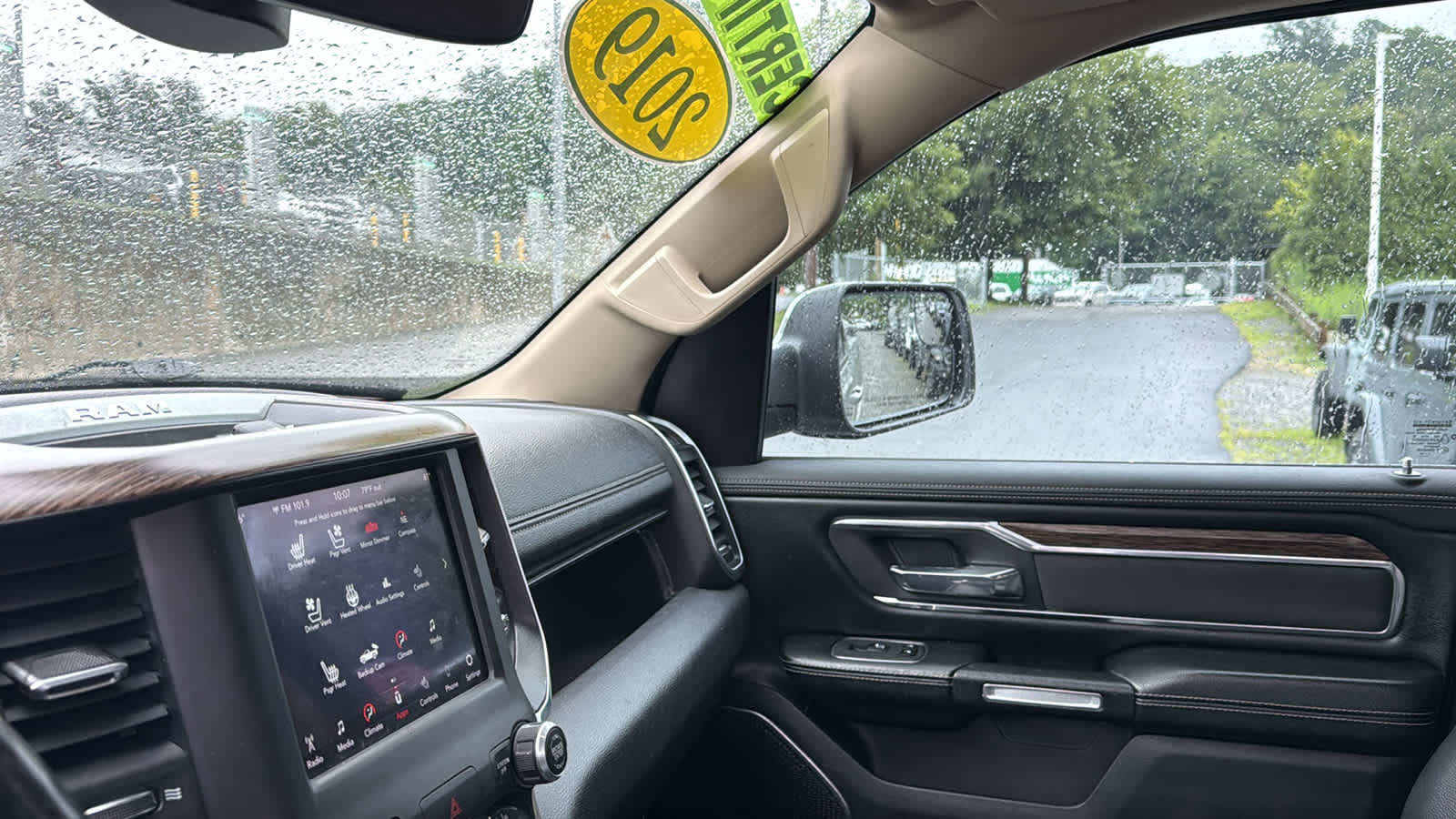 2019 RAM All-New 1500 Laramie