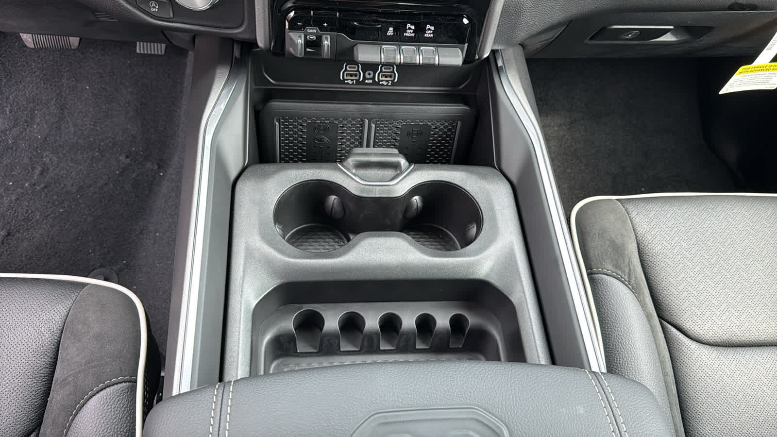 2027 RAM 1500 Laramie