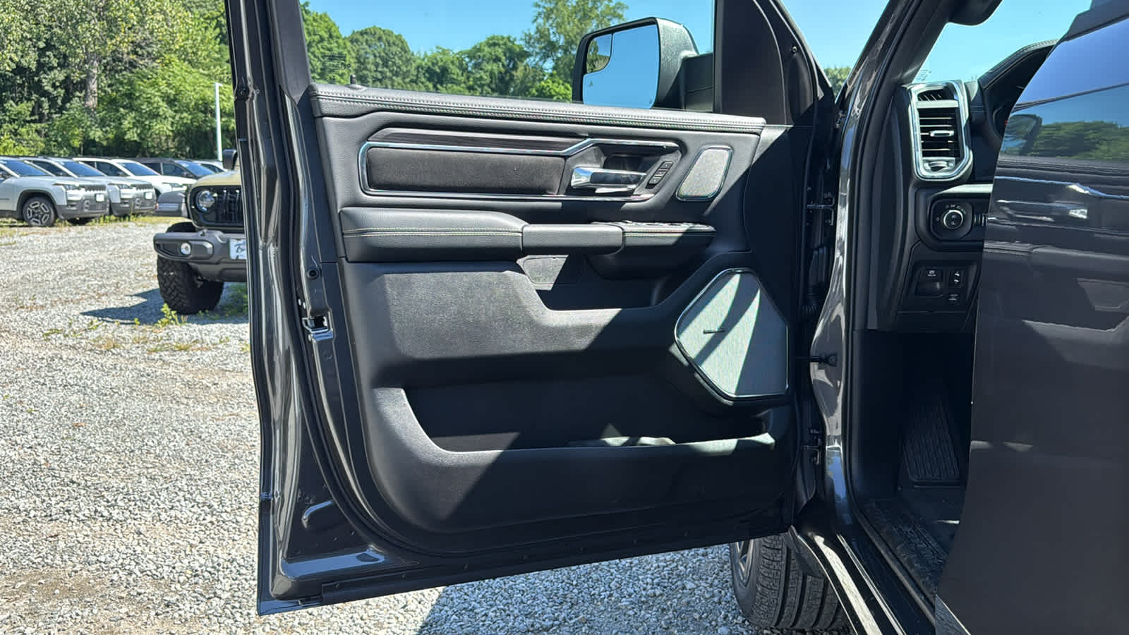 2027 RAM 1500 Laramie