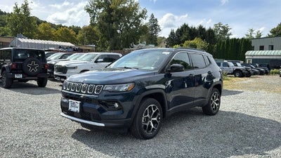 2026 Jeep Compass COMPASS LIMITED 4X4