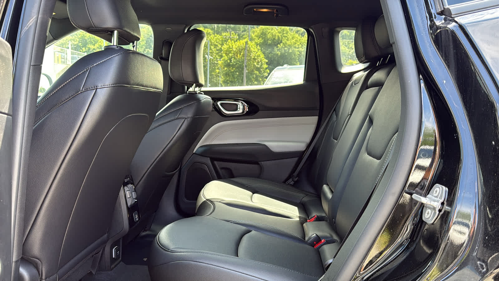 2026 Jeep Compass Limited - Photo 19