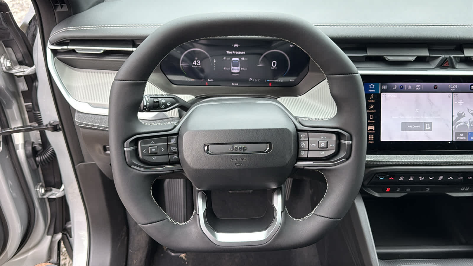 2026 Jeep Cherokee Laredo