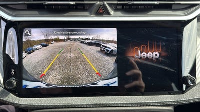 2026 Jeep Cherokee CHEROKEE LAREDO 4X4