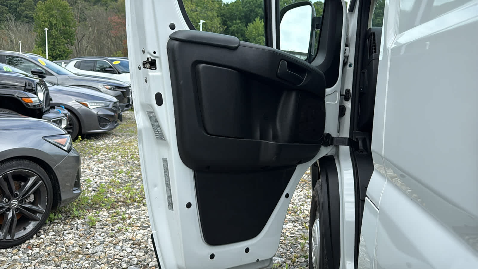 2025 RAM ProMaster Cargo Van Tradesman
