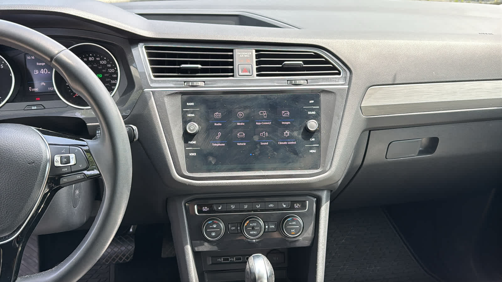 2020 Volkswagen Tiguan SE