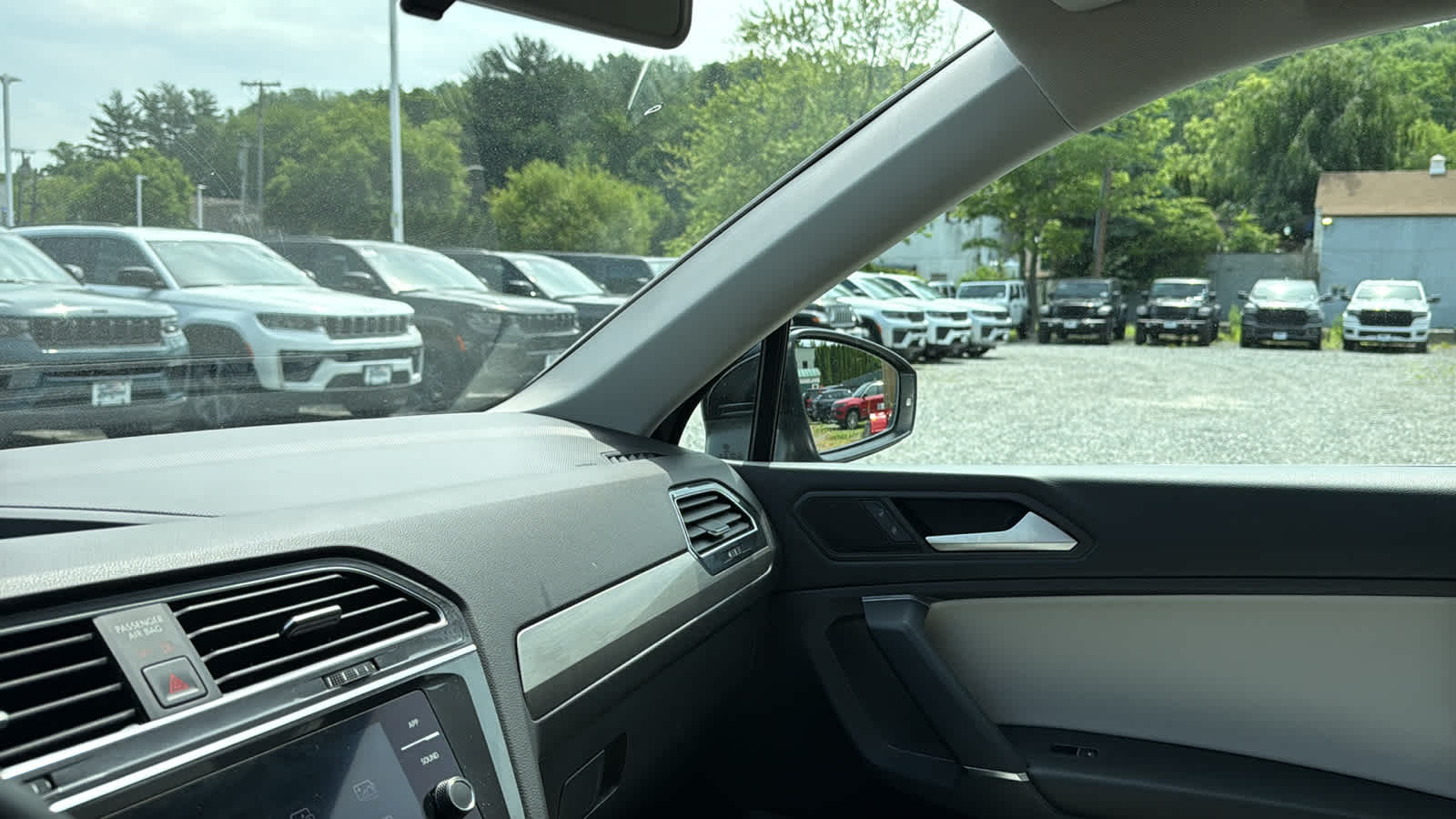 2020 Volkswagen Tiguan SE