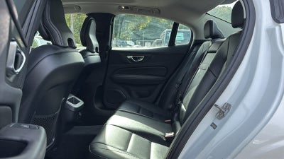 2019 Volvo S60 Momentum