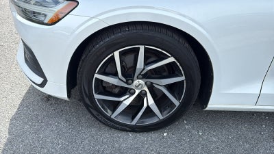 2019 Volvo S60 Momentum