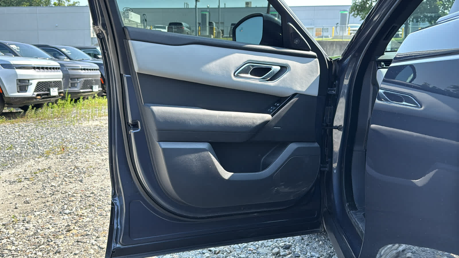 2024 Land Rover Range Rover Velar Dynamic SE