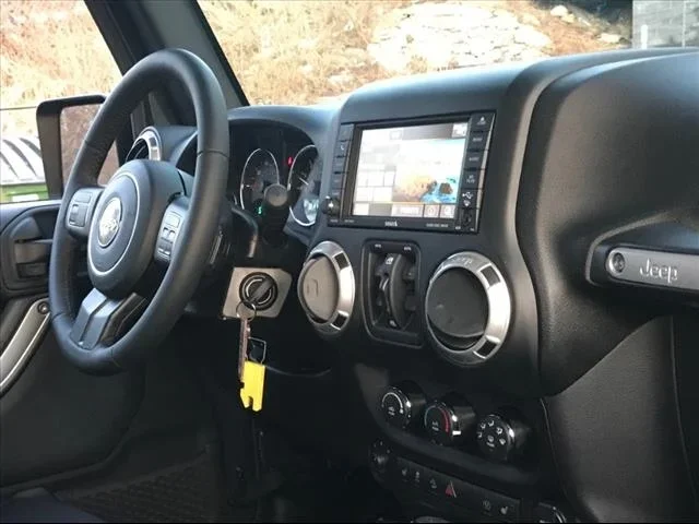 Rhino JK King of the Hill