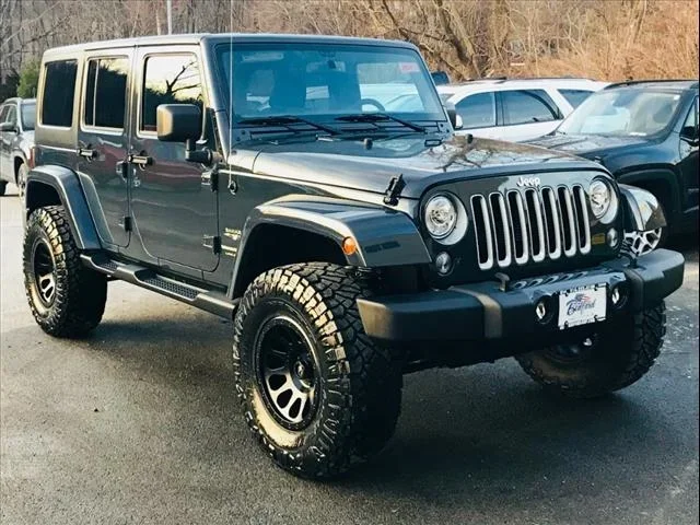 Rhino JK King of the Hill